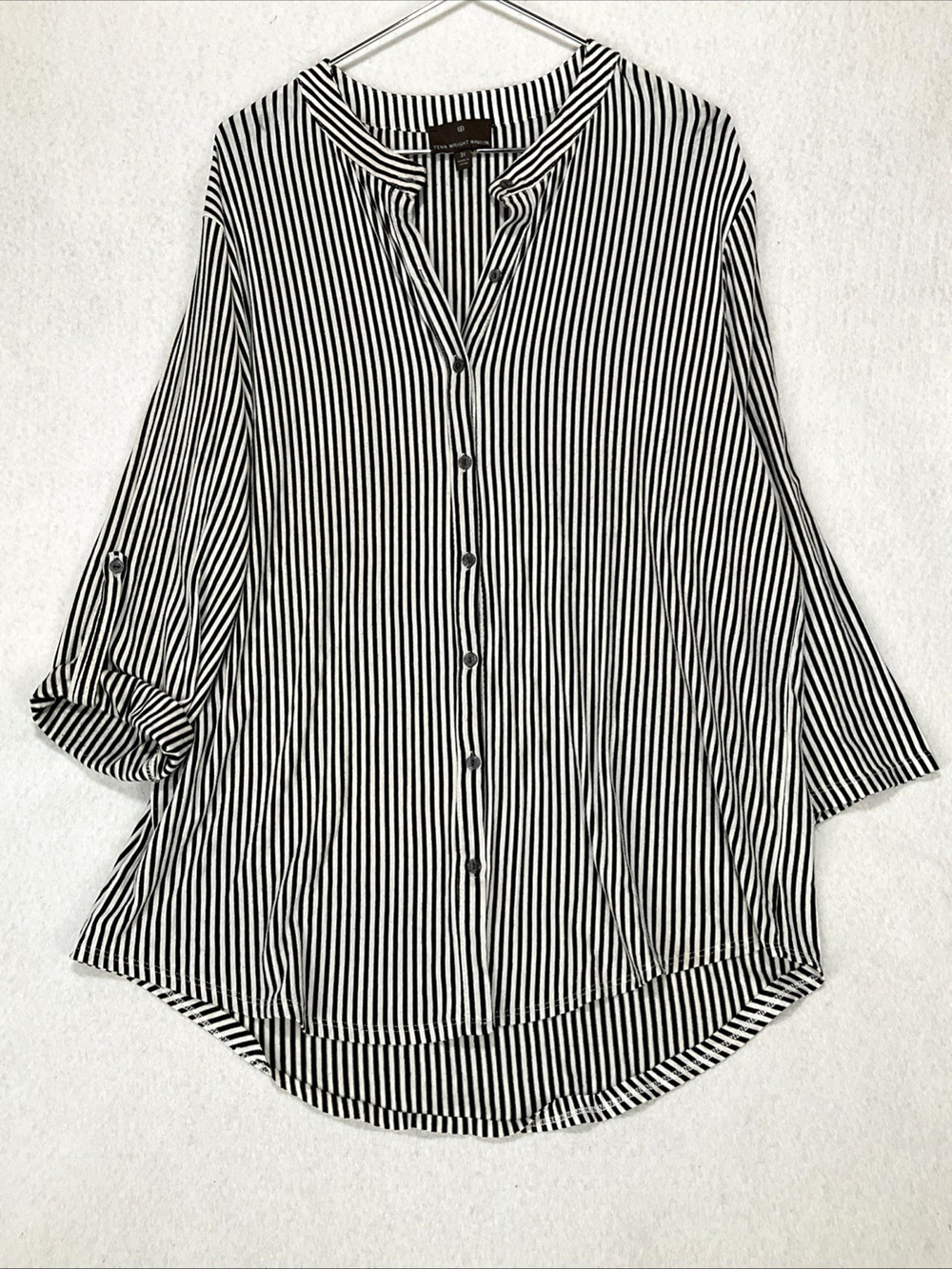 Fenn Wright Manson B&W Stripe Button Front Stretch Knit Plus 3X Roll Tab Sleeve